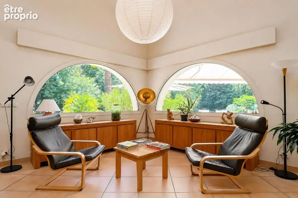 Montélier – maison d’architecte de 202 m² – piscine – parc boisé de 5 266 m² - photo 3