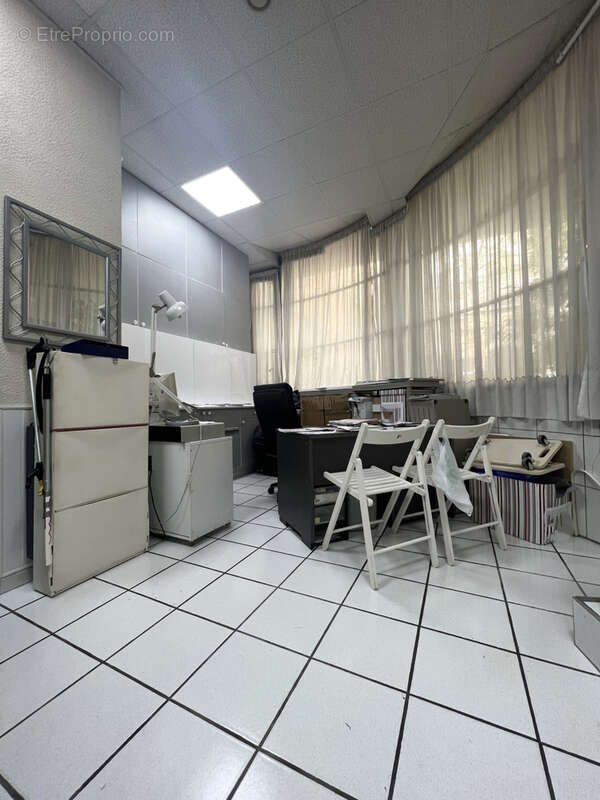 Commerce à BAGNOLET