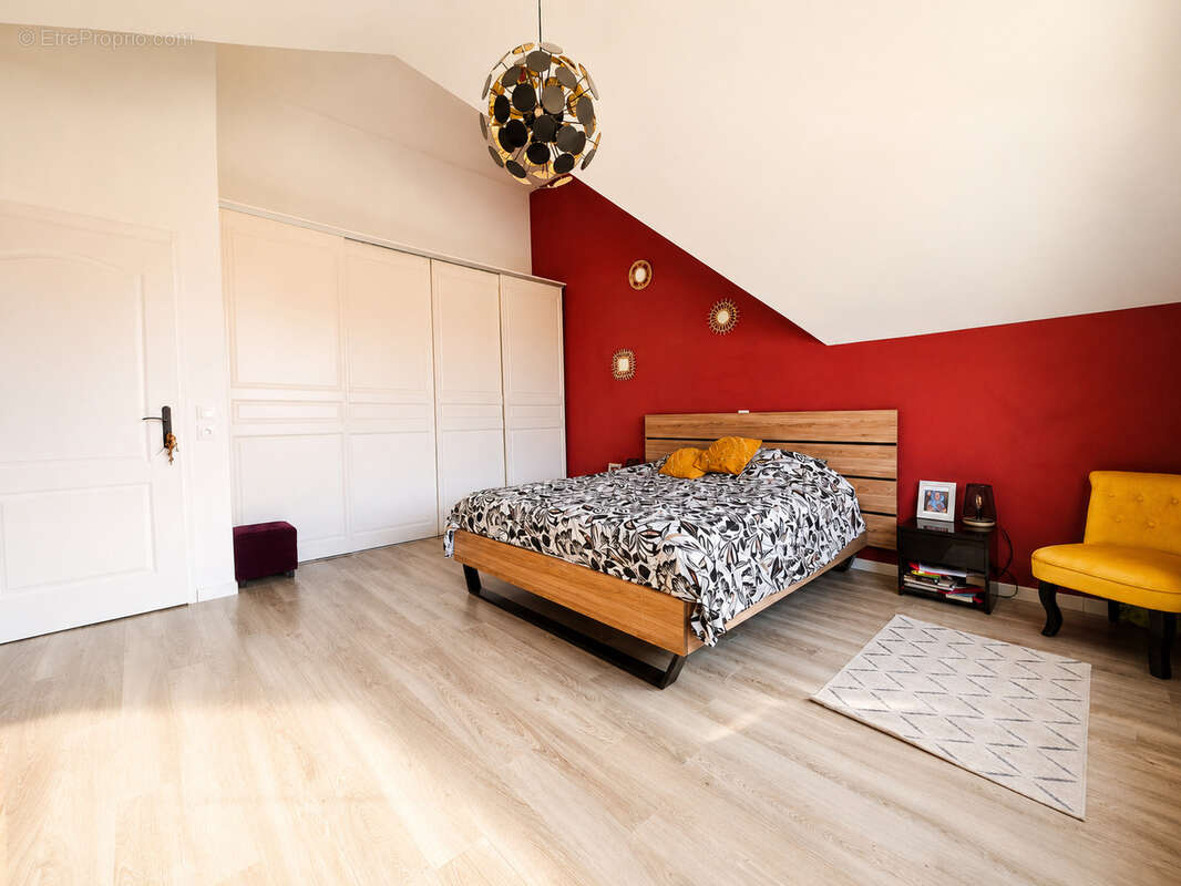 À 5 min de la gare de Gazeran, Maison familiale coup de cœur de 2012, 4 chambres, Garage 34 m2 - photo 15