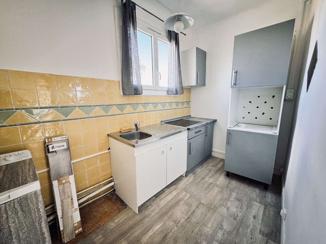 Appartement à SAINT-CYR-SUR-MER