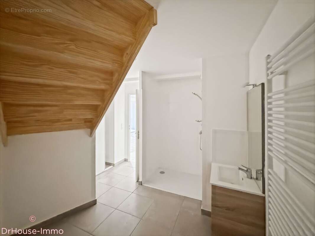 Appartement 84 m² à Merignac  - photo 24