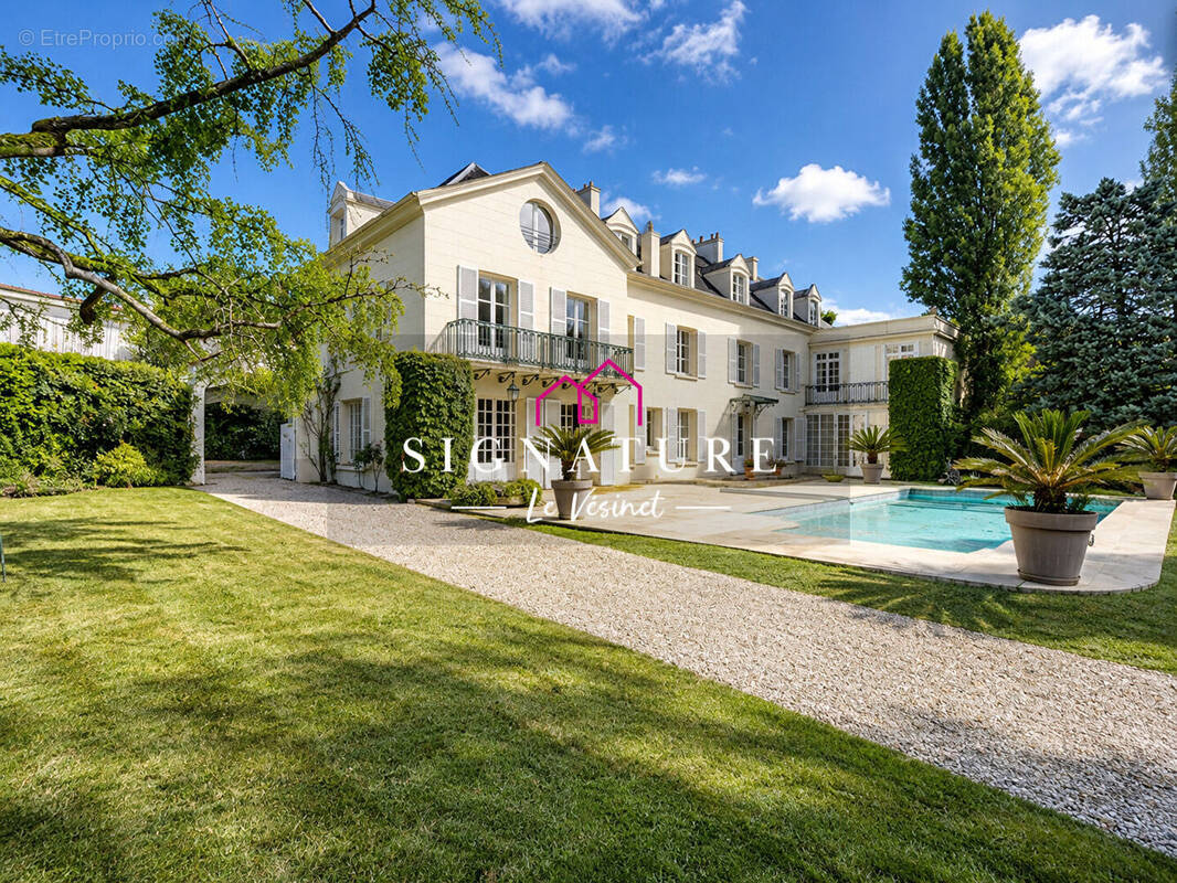 Maison à LE VESINET