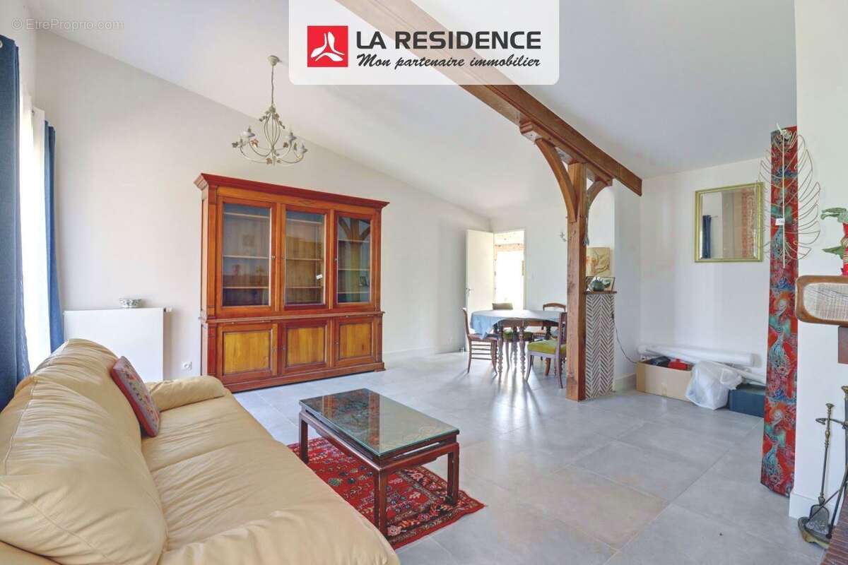 Maison à SAINT-GERVAIS-LA-FORET