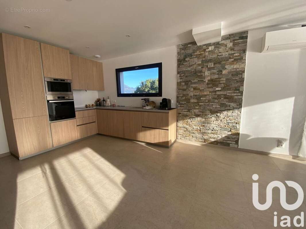 Photo 2 - Maison à CARROS