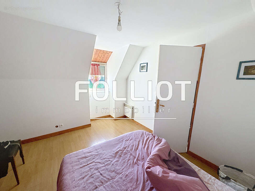 A VENDRE Maison en pierre - 4 pièces 76 m² - photo 3