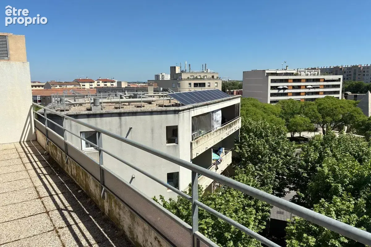 Appartement à NIMES