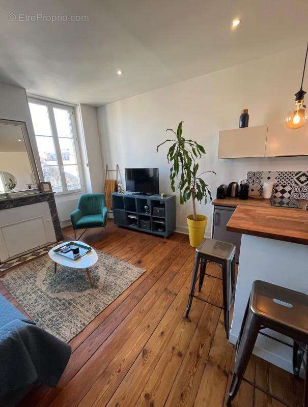 Appartement à BORDEAUX
