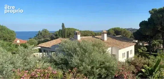 Villa haut de gamme 230 m² - photo 17