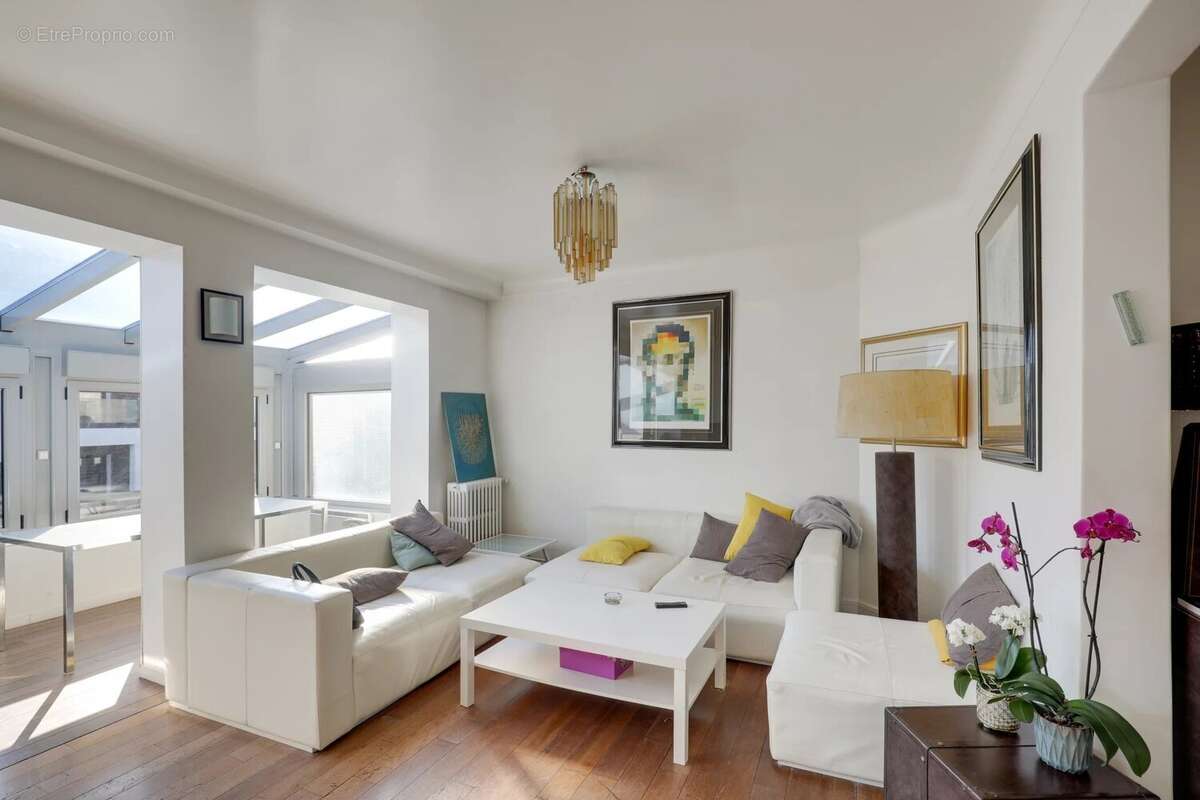 Triangle d'or/la varenne - photo 2