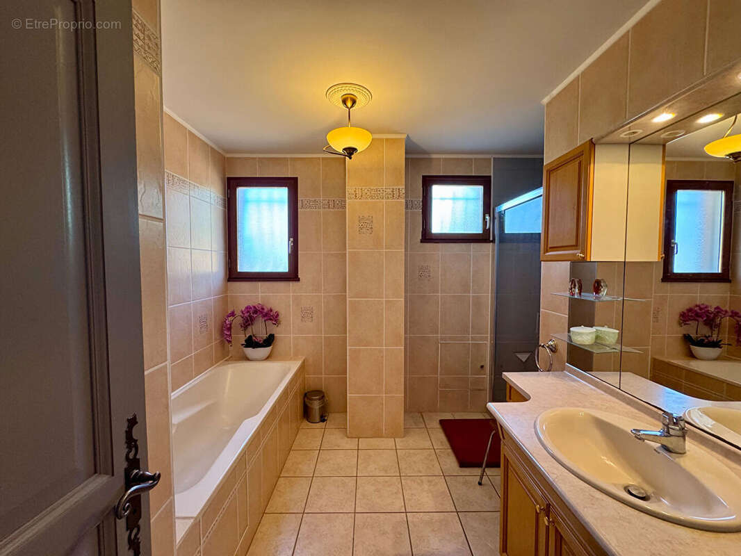 Maison 173m² à la roche-blanche - photo 11