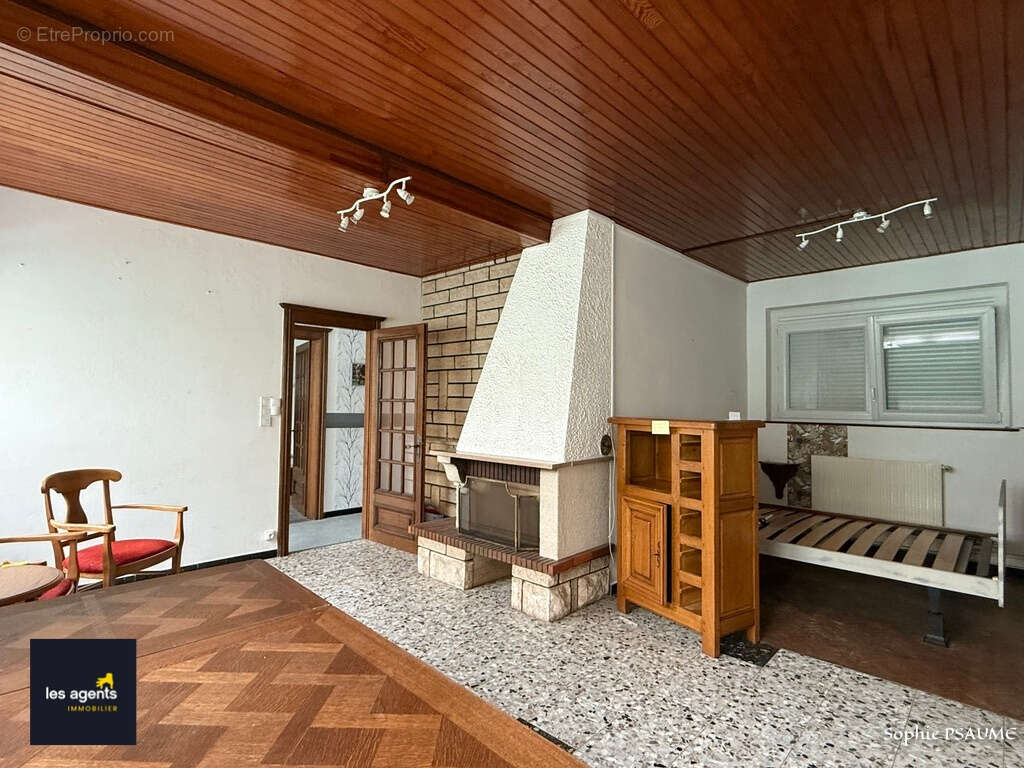 Maison à COLOMBEY-LES-BELLES