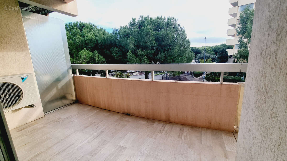 Appartement à FREJUS