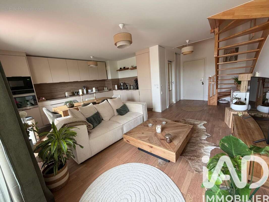 Appartement 68 m² à Lyon-8e  - photo 2