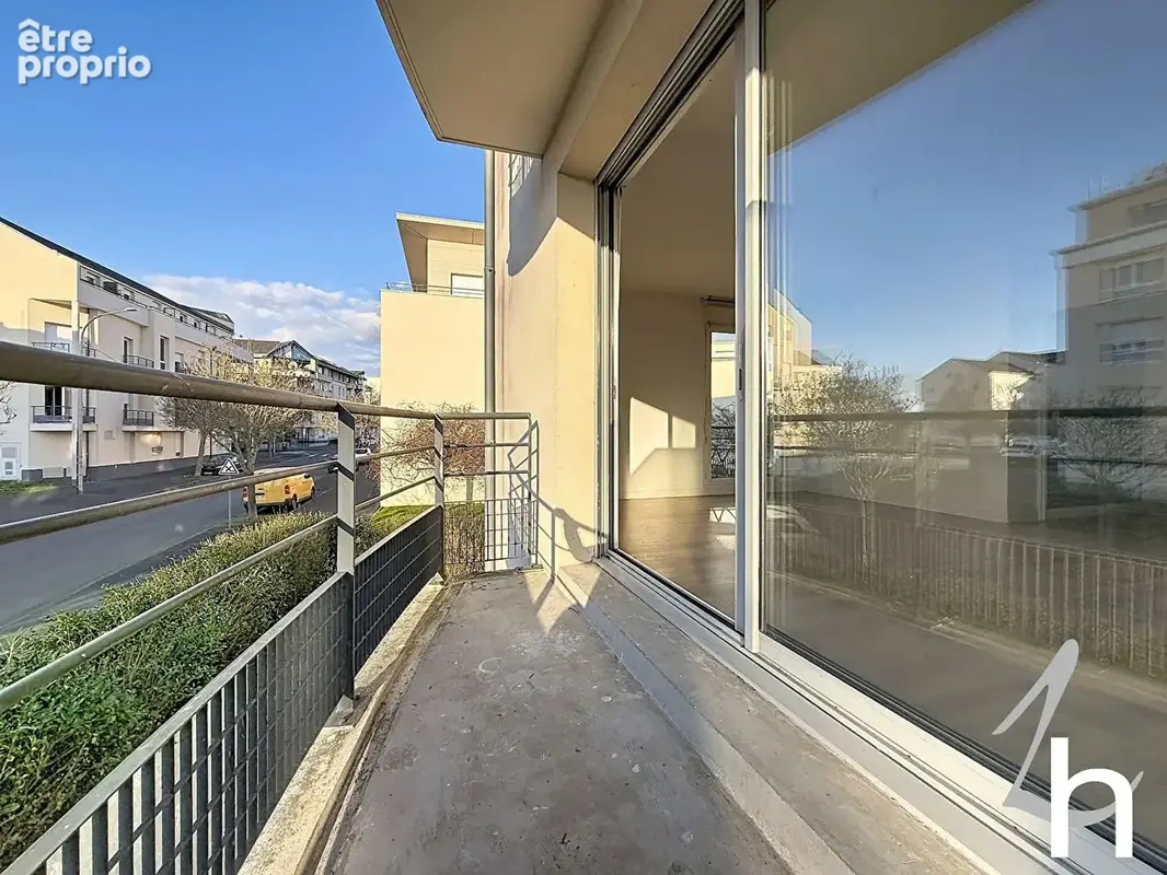 Appartement - ascenseur - balcons - cave - parking en sous sol - photo 10