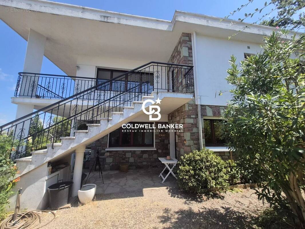 Saint-Raphaël – Maison d'architecte avec vue panoramique exceptionnelle - photo 4