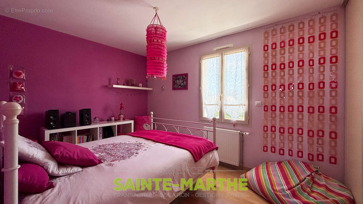 Aiffres. Magnifique pavillon 7 chambres. - photo 14