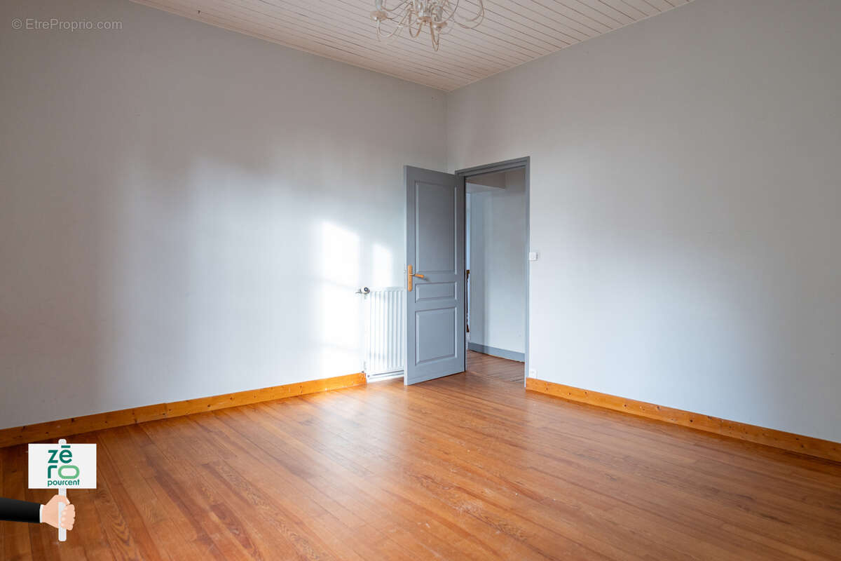 Maison à LE LOROUX-BOTTEREAU