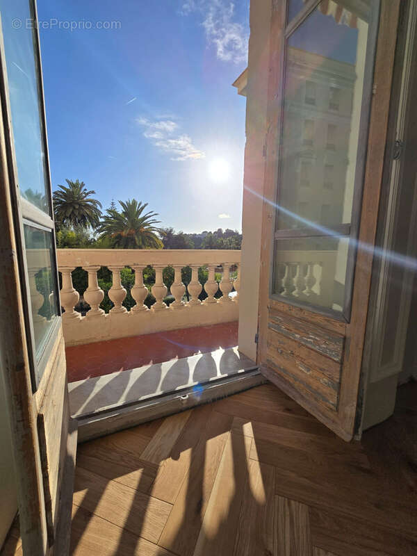 Appartement à MENTON