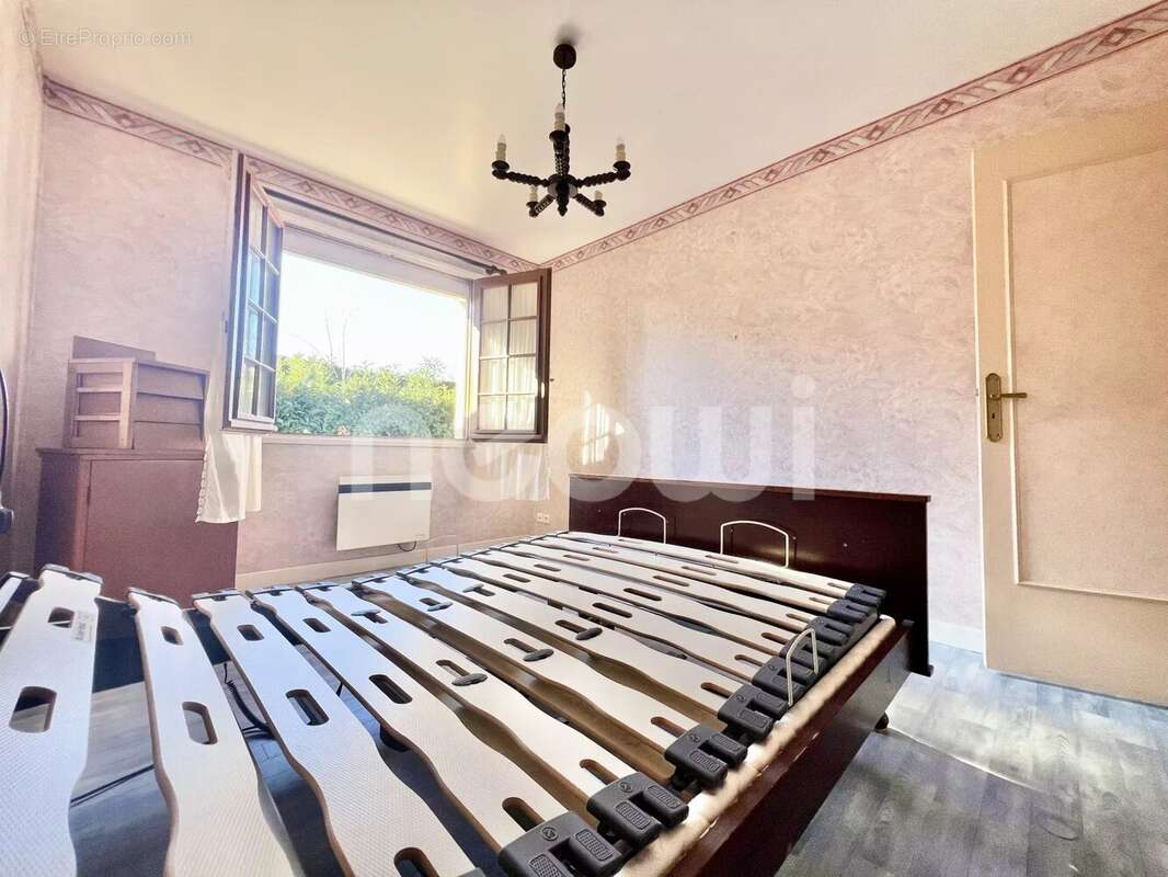 Maison à AIGUEPERSE