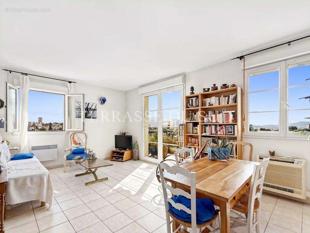 Appartement à MARSEILLE-12E