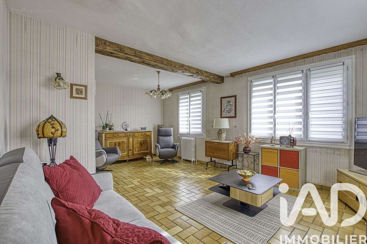 Photo 2 - Maison à LE PLESSIS-BRION