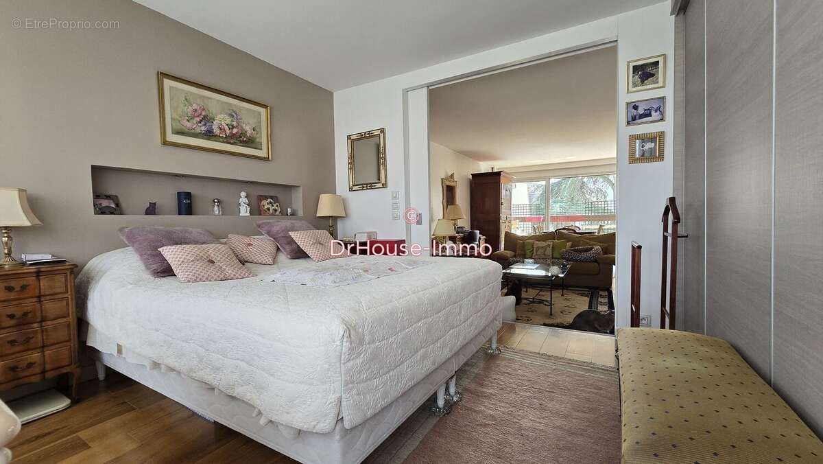 Appartement à SAINT-MAUR-DES-FOSSES