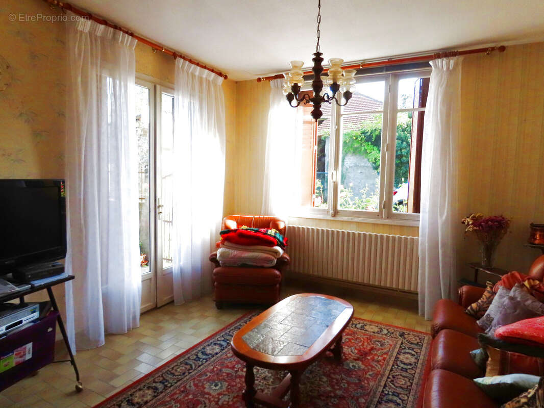 Maison à GANNAT