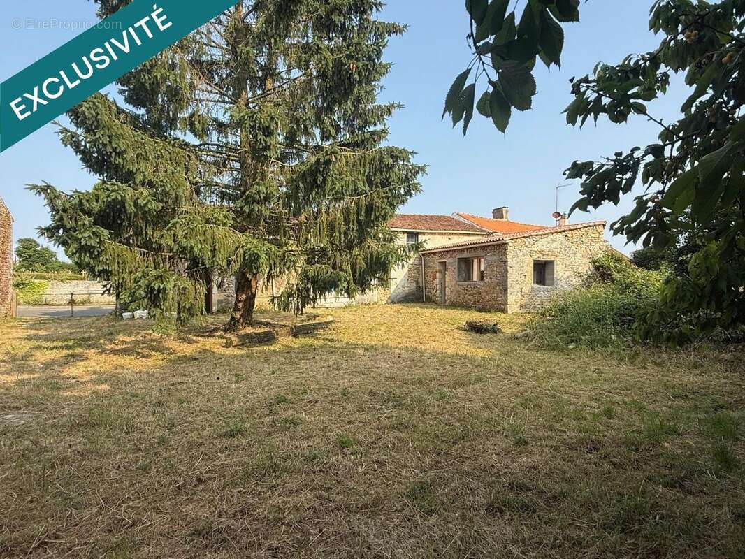 Photo 3 - Maison à LA CHAPELLE-THEMER