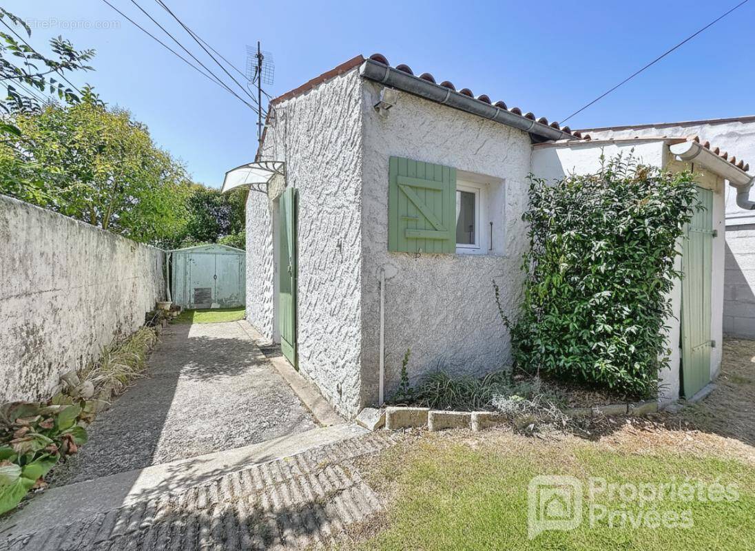 Photo Maison à La Rochelle au prix de 215 000€