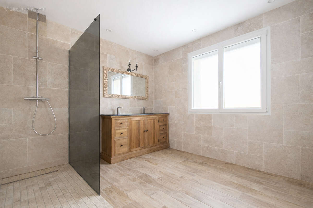 Maison à PORTES-LES-VALENCE