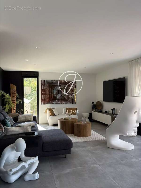 Templeuve-en-pévèle - Maison d’architecte de 2022 - 217m²  Loi carrez - 4 Chambres - Spa - Piscine - Jardin - Garage - photo 12