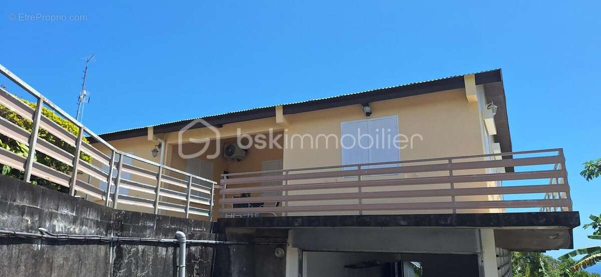 Maison à SAINTE-SUZANNE