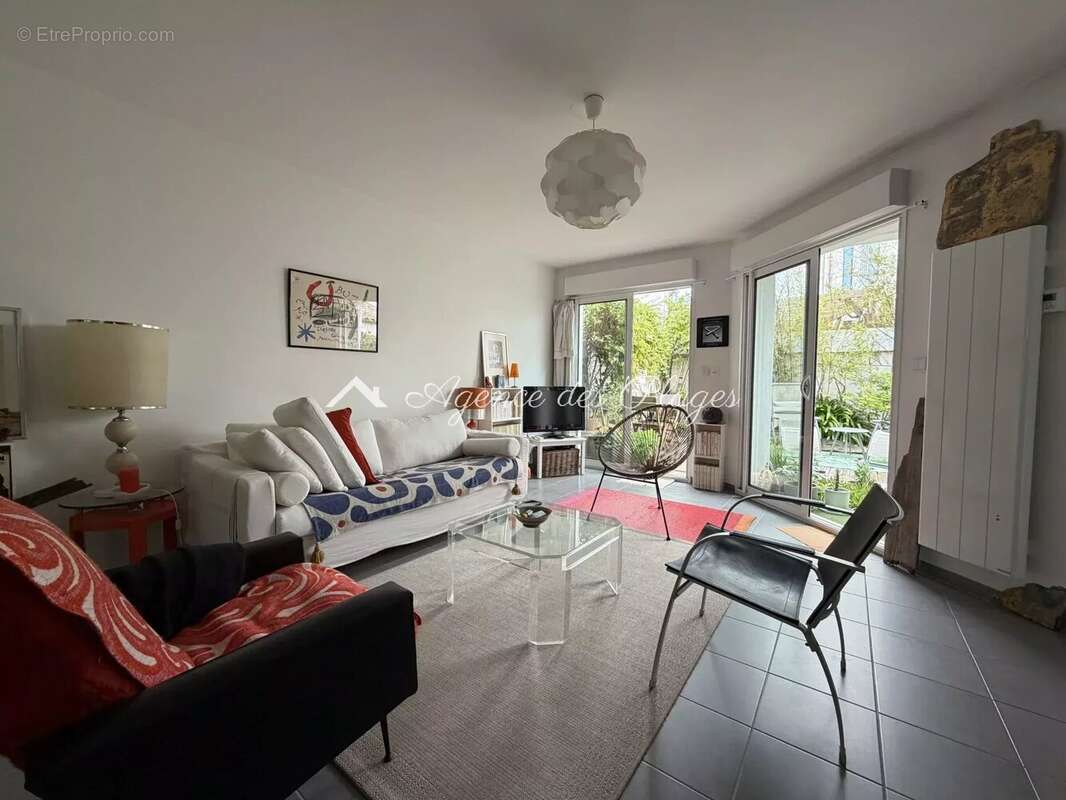 Maison à MESCHERS-SUR-GIRONDE