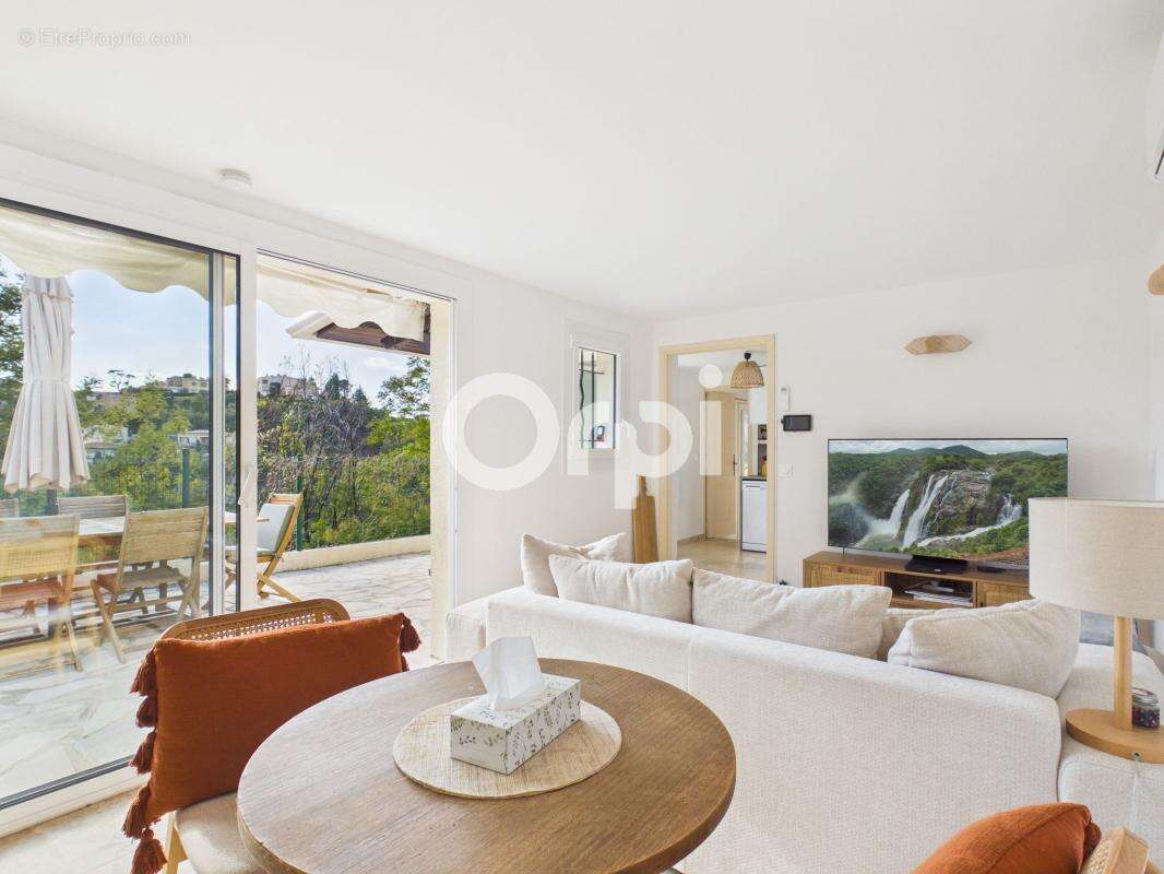 Maison à MANDELIEU-LA-NAPOULE