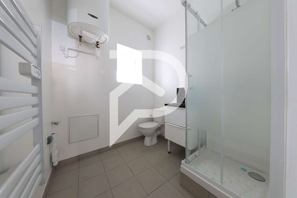 Appartement à CORBEIL-ESSONNES