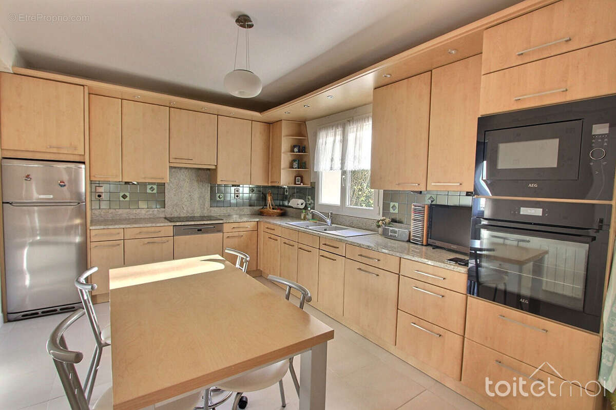 Maison à MAGNY-LES-HAMEAUX