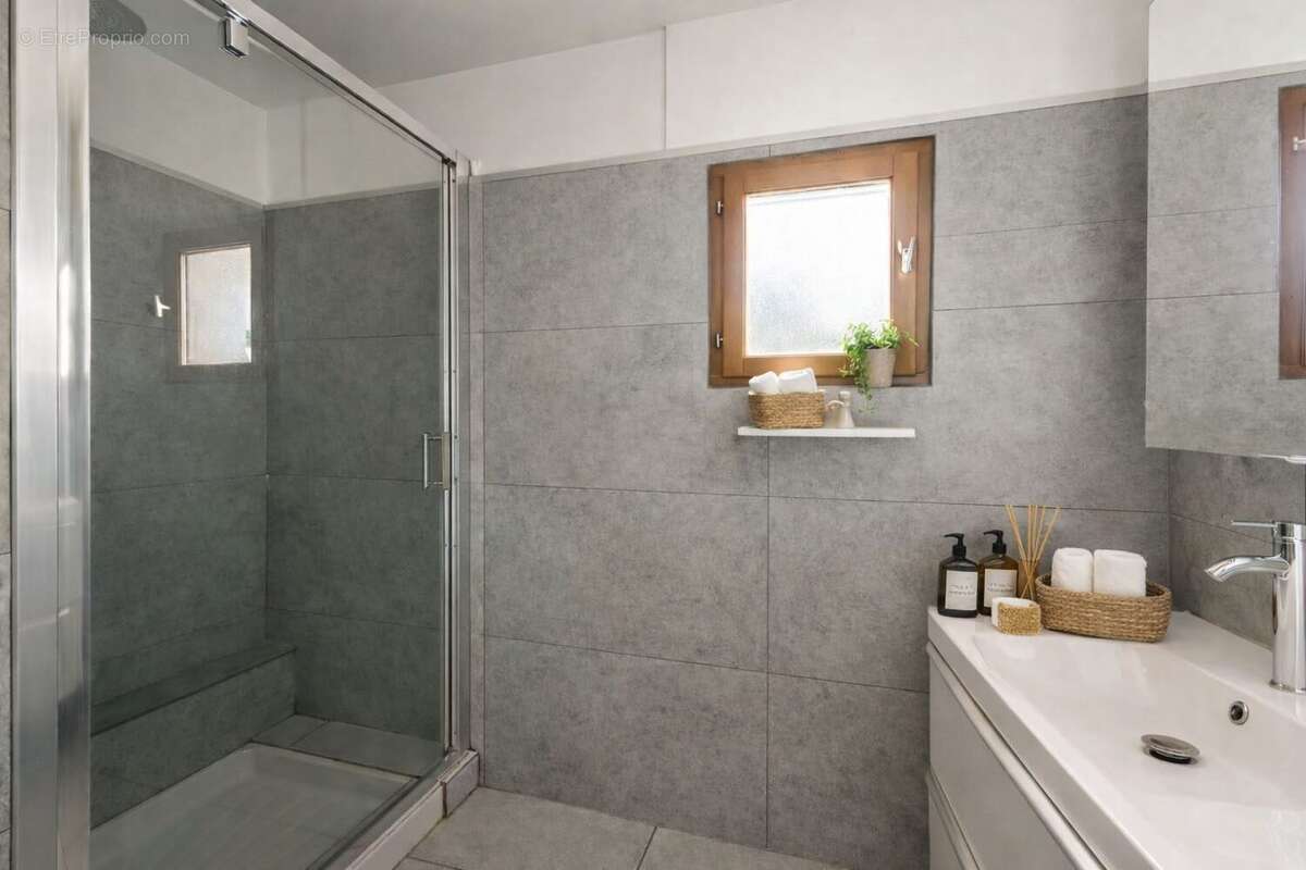 Appartement à ANNECY-LE-VIEUX