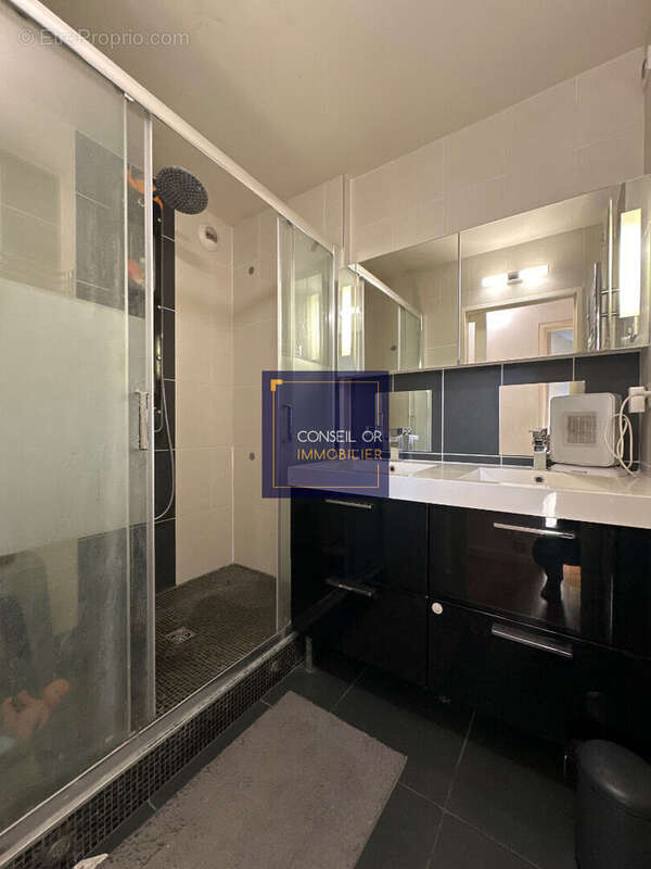 Appartement à OULLINS