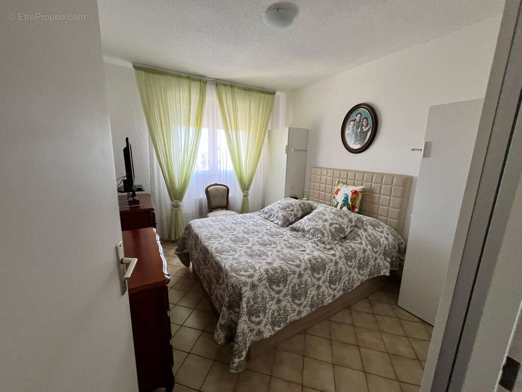 Appartement à HYERES