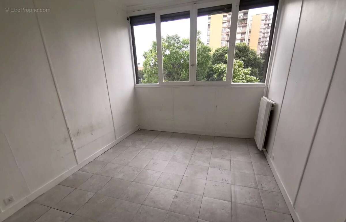Appartement à IVRY-SUR-SEINE