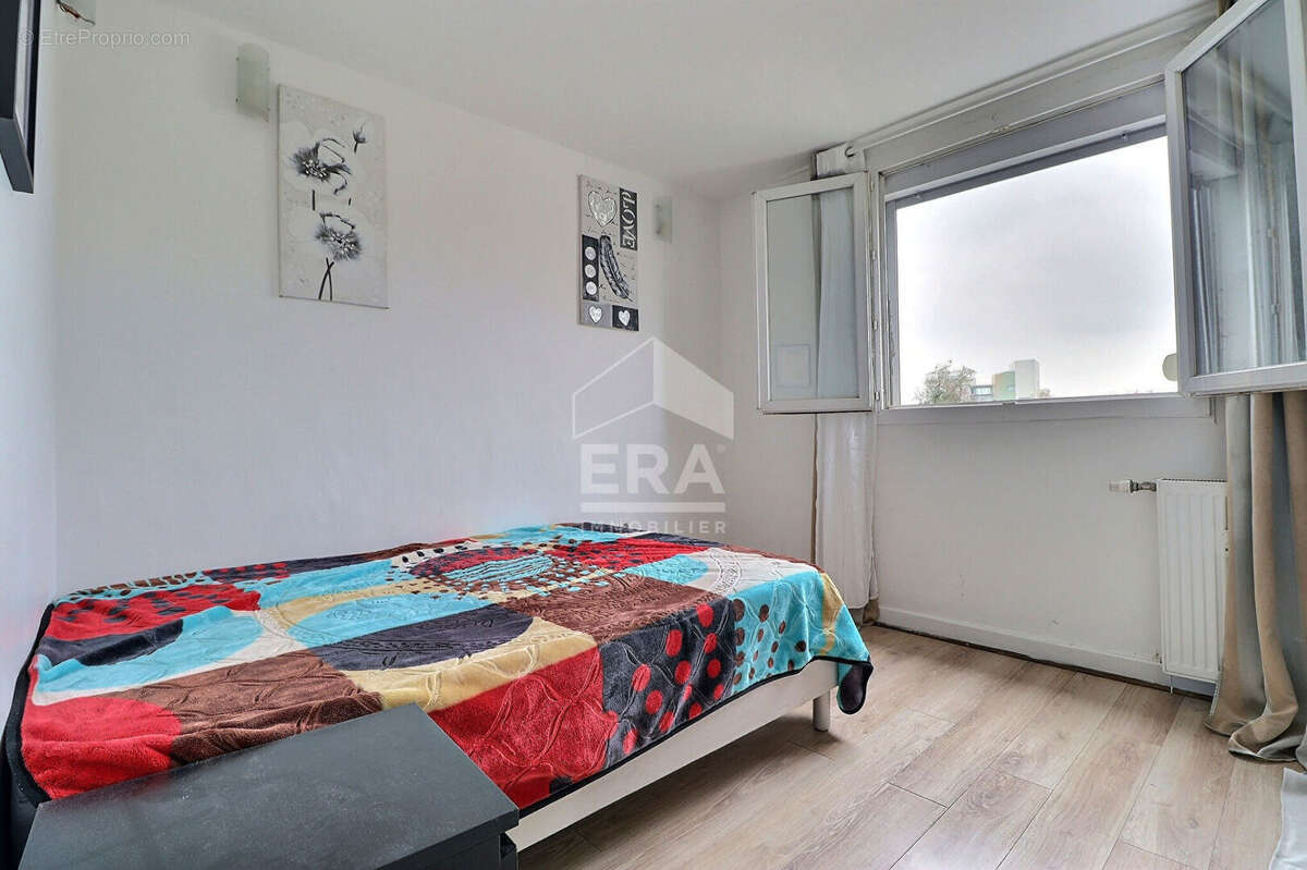 Appartement à AUBERVILLIERS