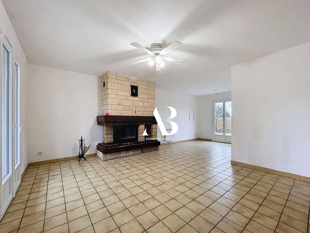 Maison à MAISON-ROUGE