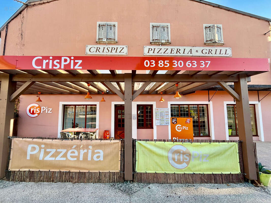 Commerce à PONT-DE-VAUX