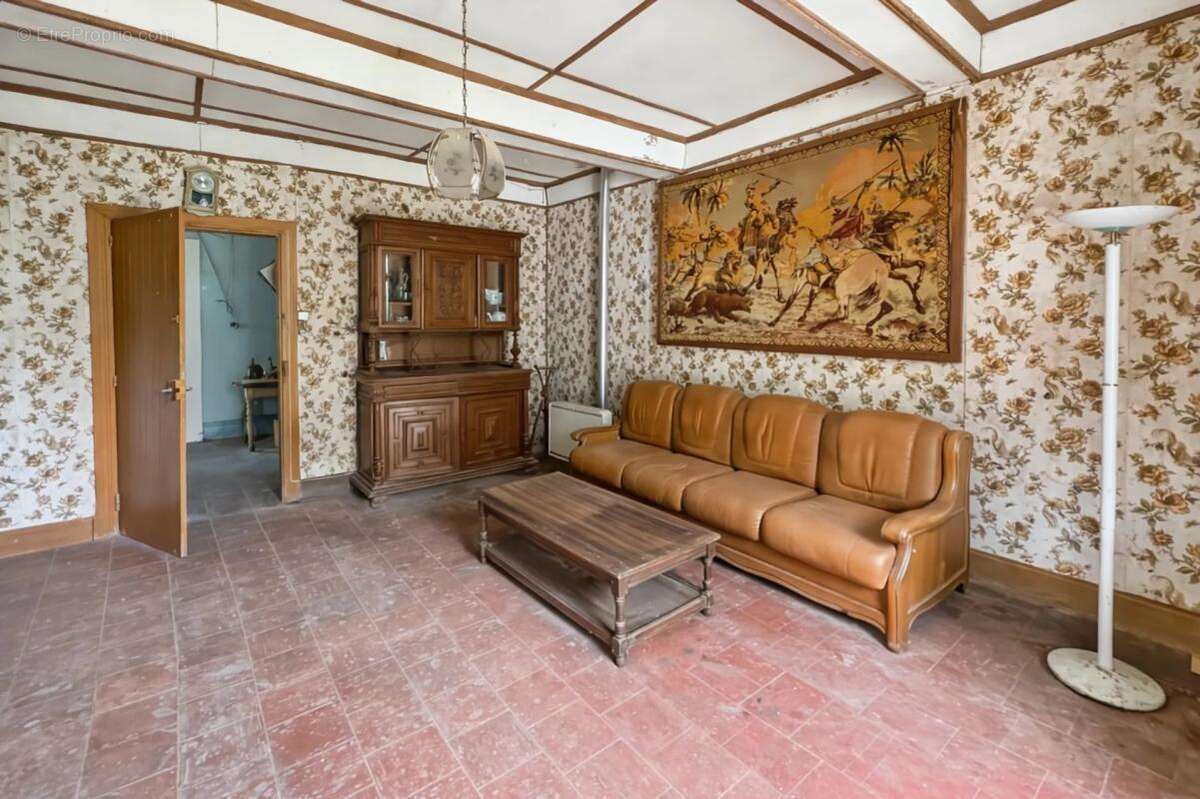 Maison à LAUJUZAN