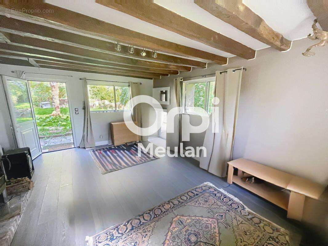 Appartement à SERAINCOURT