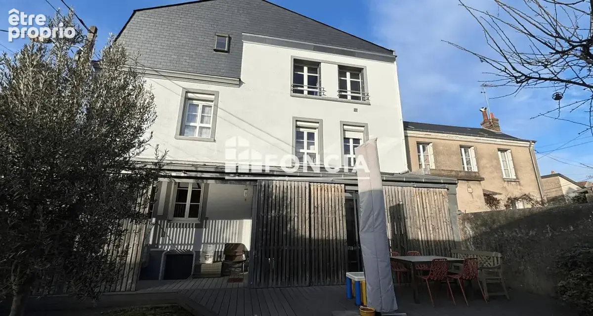 Maison de ville avec terrasse et jardin - quartier VELPEAU - photo 2