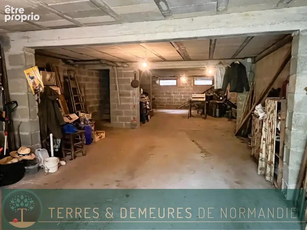 Propriété normande de caractère sur 4 hectares de terrain et dépendance, Vue époustouflante proche de Lisieux (14100) - photo 15