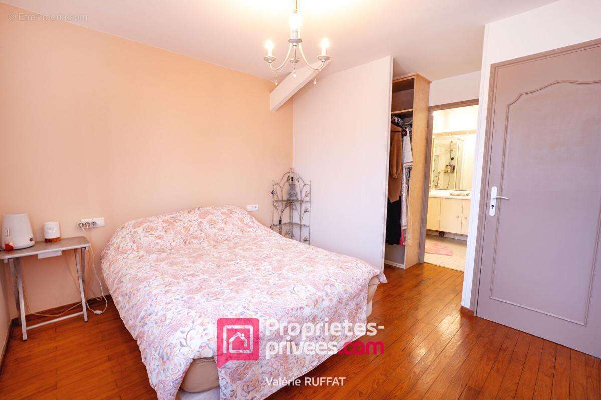 Maison à SAINT-JORY