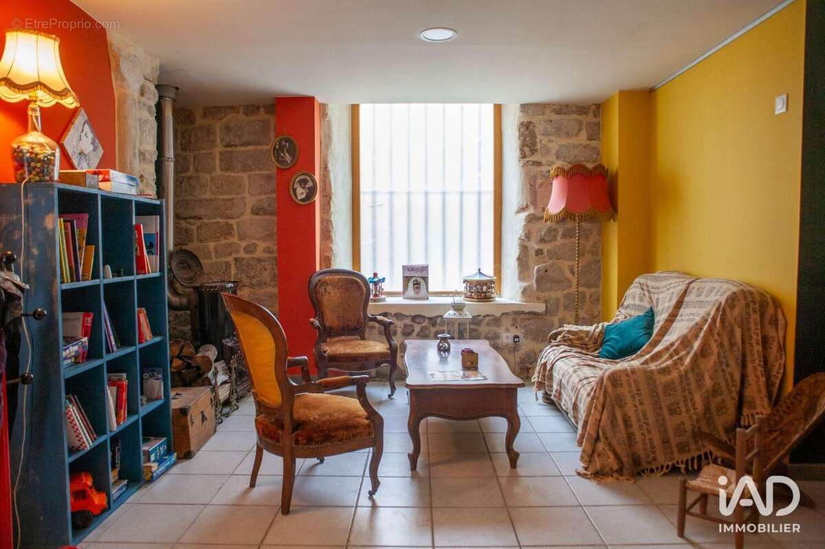 Photo 5 - Commerce à LARGENTIERE