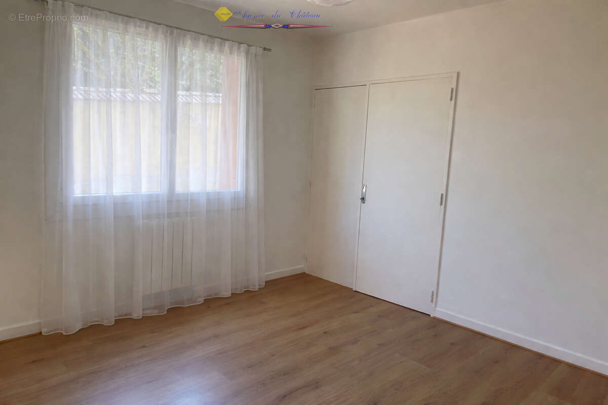 n°1 - Appartement à LA CLAYETTE